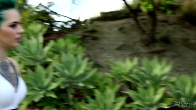 Футболистка кончает от черного члена в вагине - #1